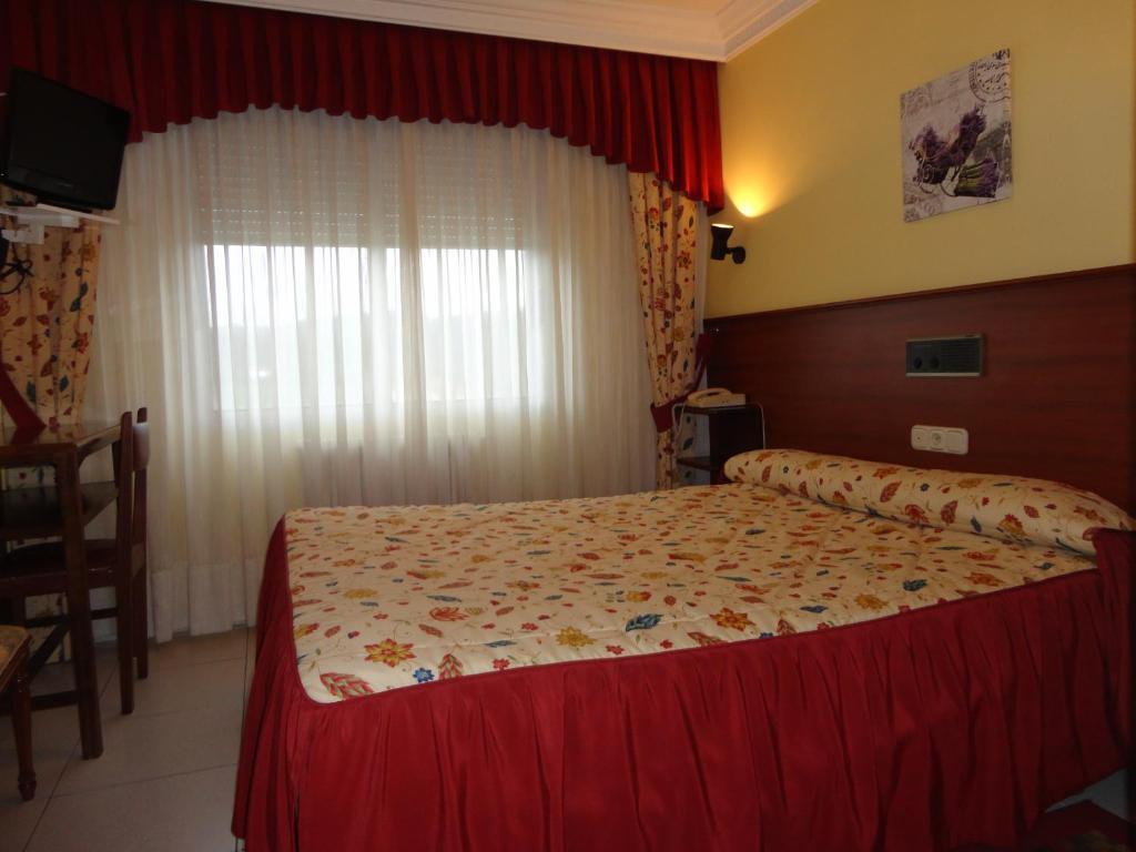 Hotel Garcas Лаваколья Номер фото